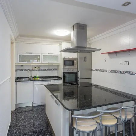 Lightbooking Playa De Amadores La Concha Apartment *